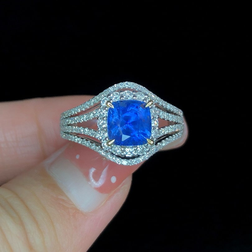 14k Gold 2.78 Ctw Natural Sapphire & Diamond Ring - 7