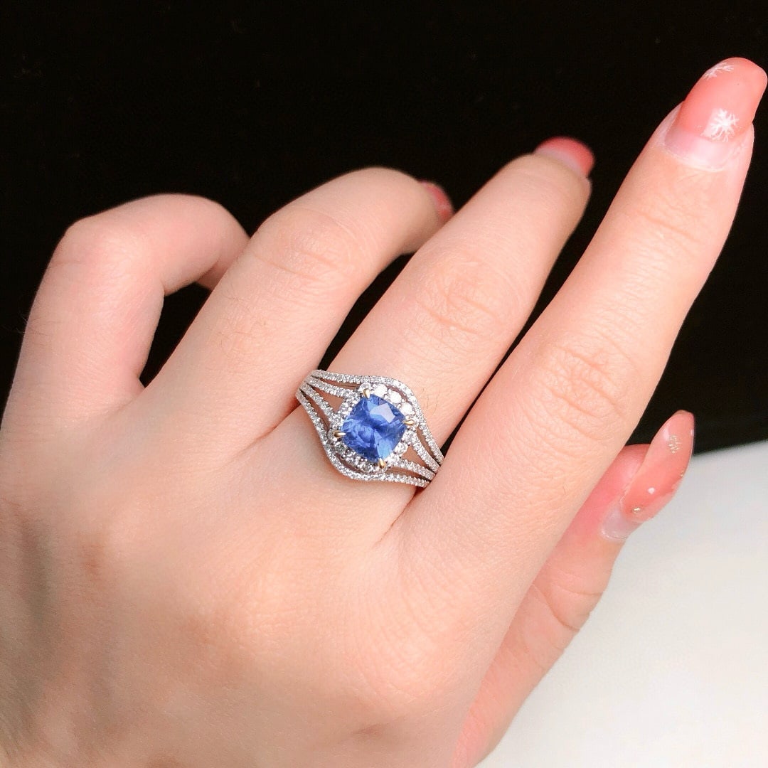 14k Gold 2.78 Ctw Natural Sapphire & Diamond Ring - 8