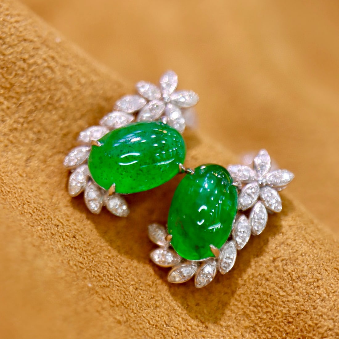 14k Gold 3.29 Ctw Vivid Green Natural Emerald & Diamond Earrings - 5