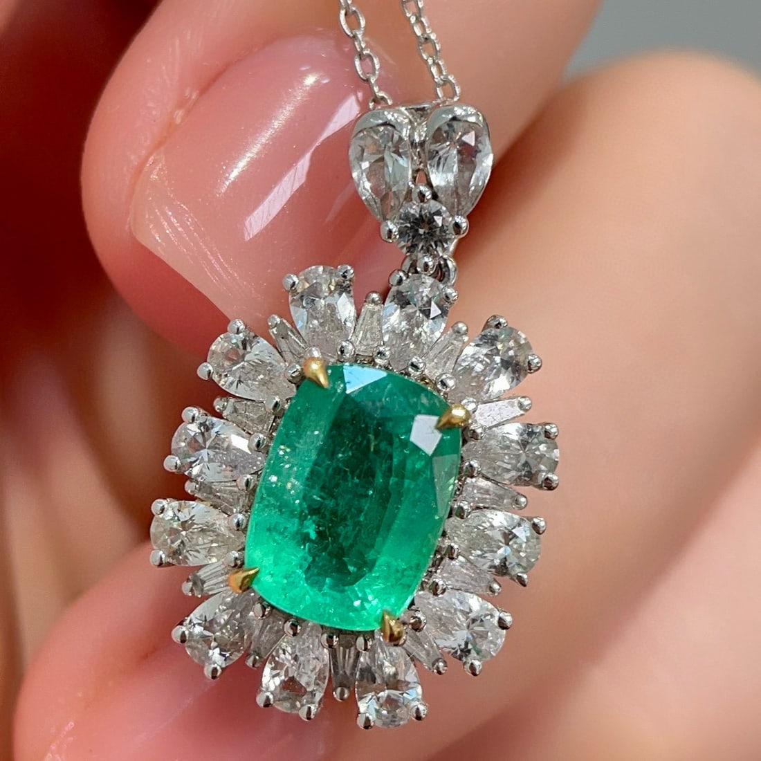 14k Gold 4.27 Ctw Natural Emerald & Sapphire Pendant( Without Chain ) - 2