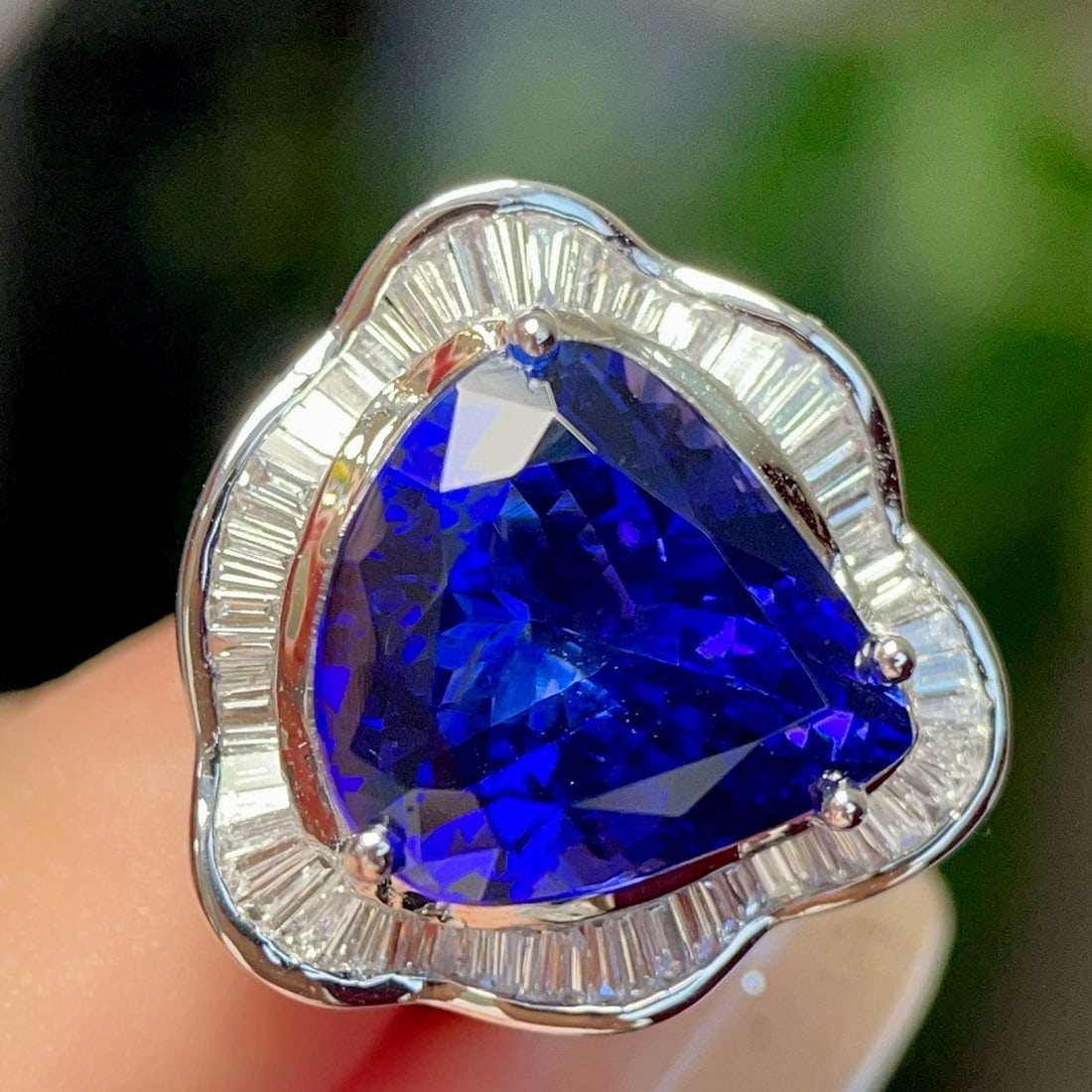 14k Gold 12.3 Ct Natural Tanzanite & Diamond Ring/pendant( Without Chain ) - 2