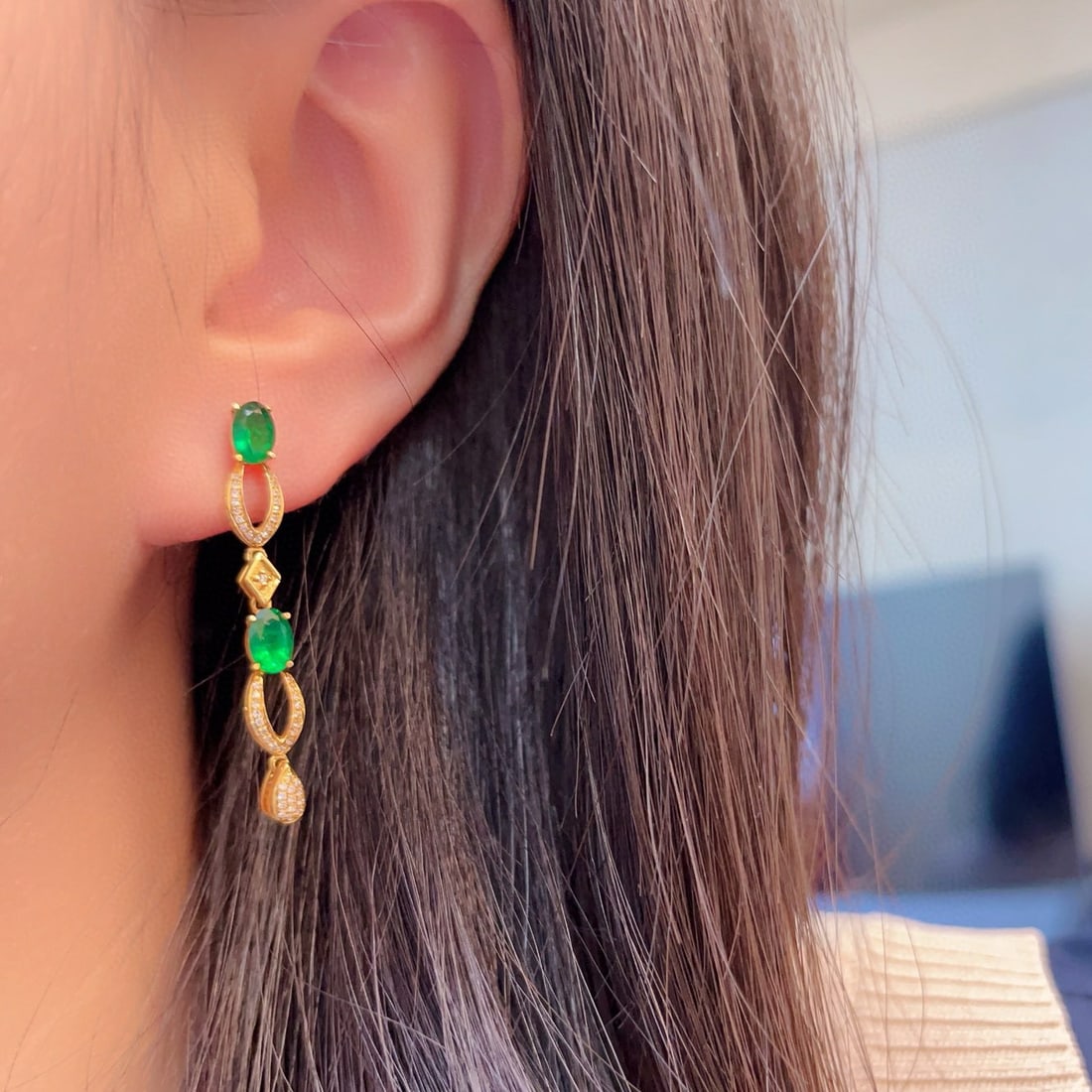 14k Gold 1.91 Ct Natural Emerald & Diamond Earrings - 2