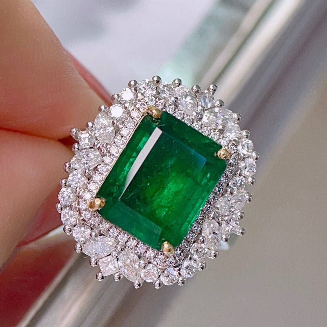 14k Gold 5.27 Ctw Vivid Green Natural Emerald & Diamond Ring/pendant( Without Chain ) - 5