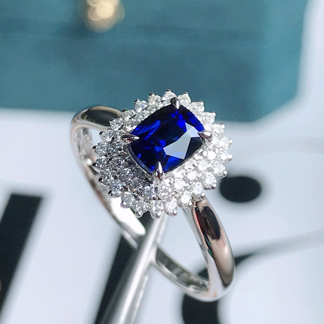 14k Gold 1.02 Ctw Natural Sapphire & Diamond Ring - 4