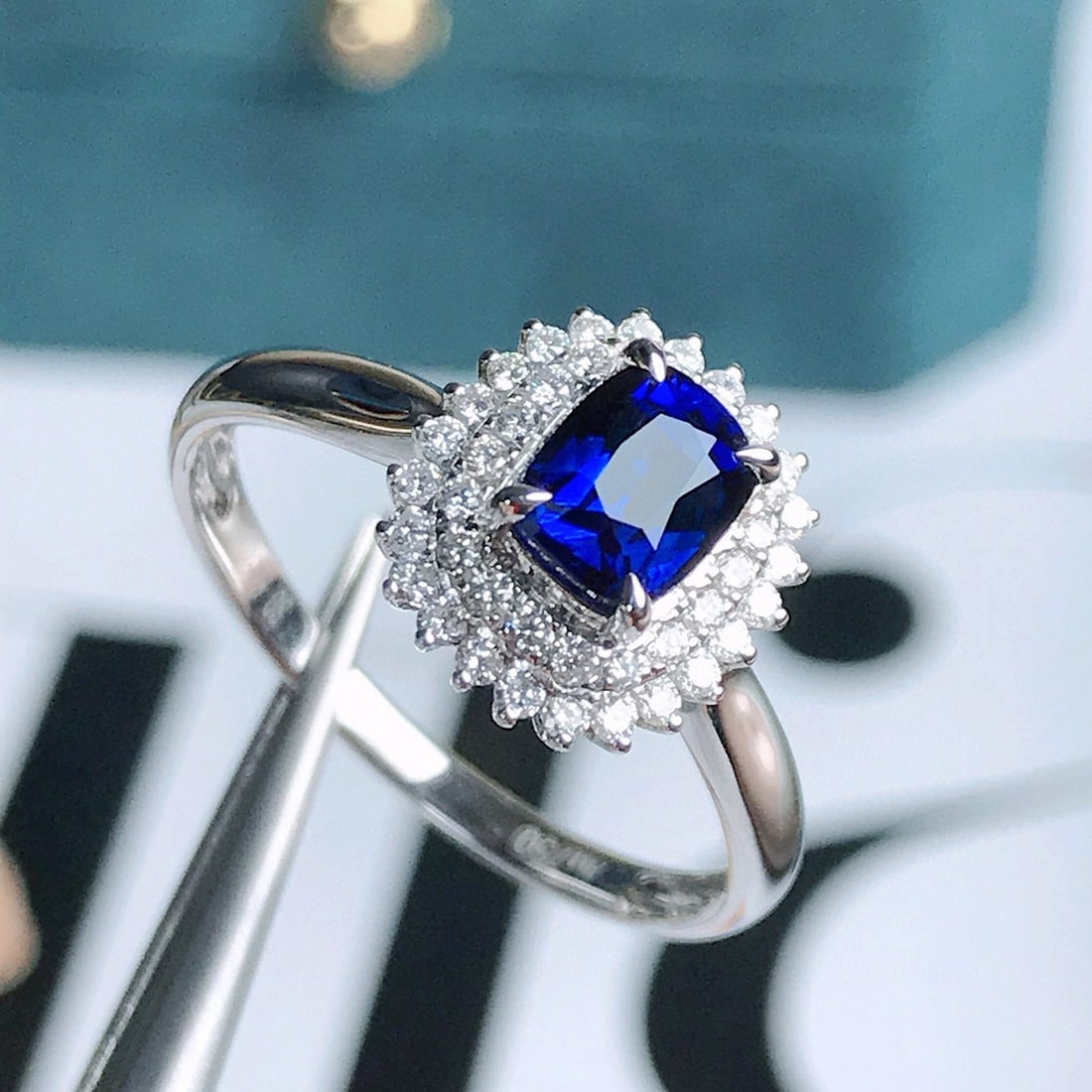 14k Gold 1.02 Ctw Natural Sapphire & Diamond Ring - 5