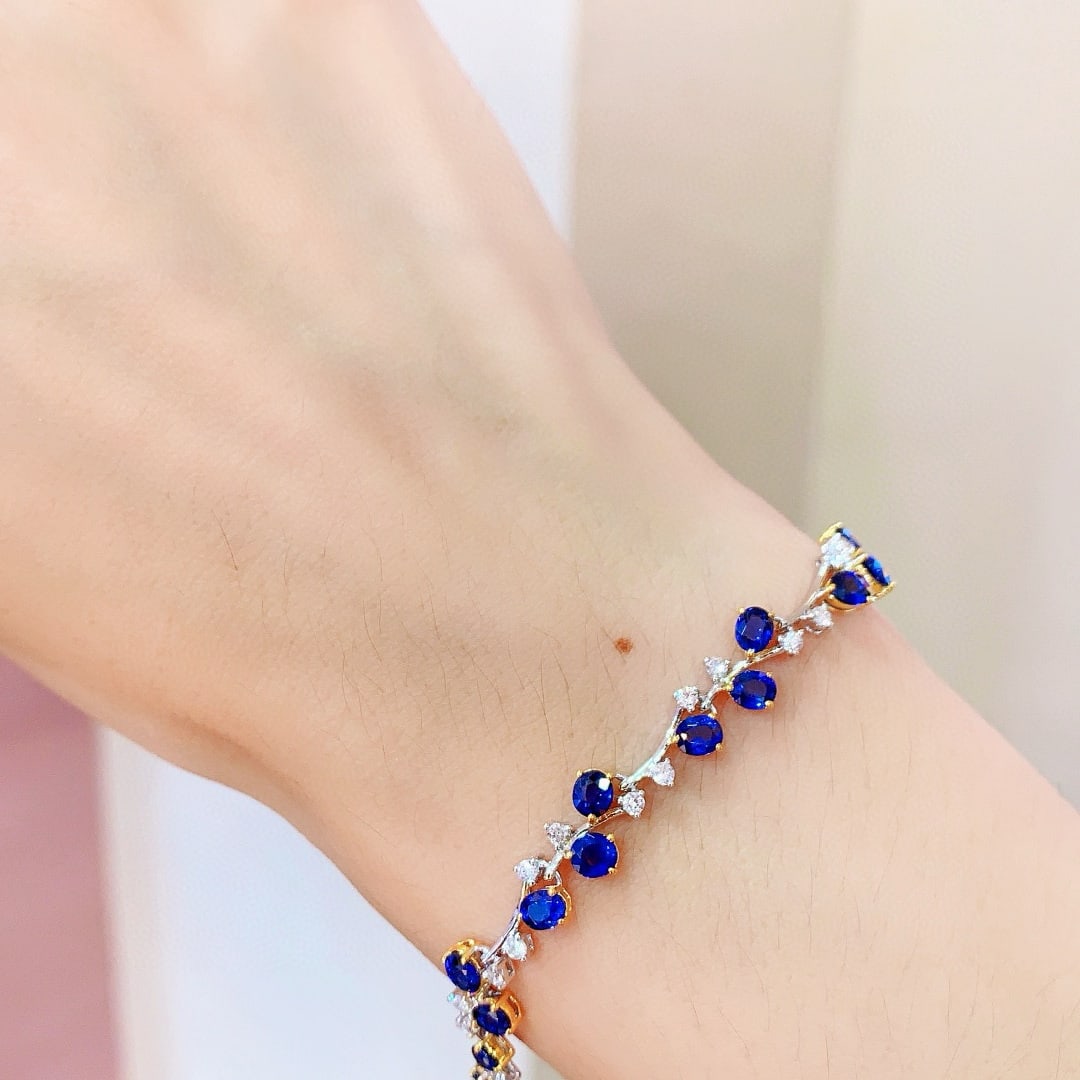 14k Gold 6.48 Ctw Vivid Blue Natural Sapphire & Diamond Bracelet - 2