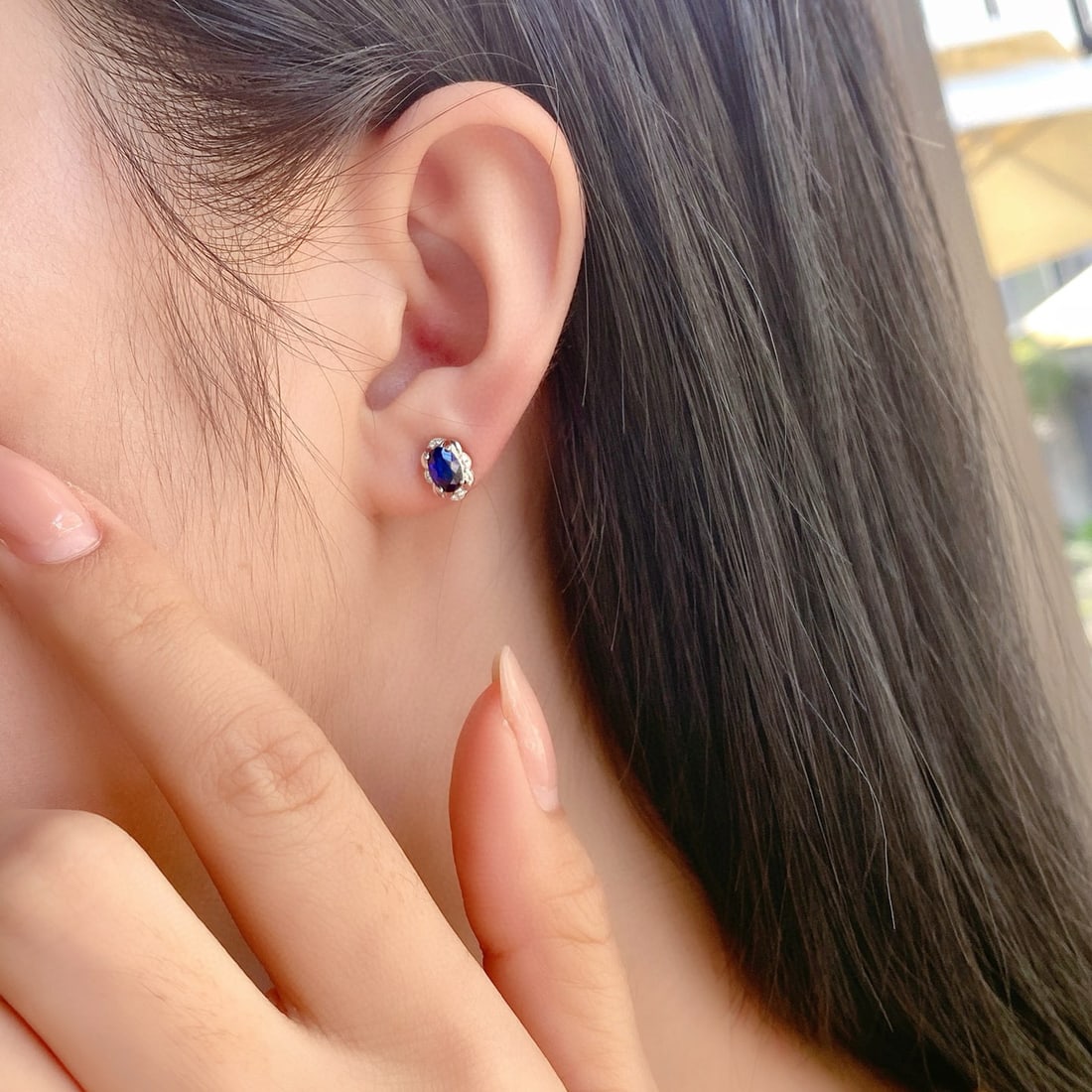 14k Gold 1.22 Ctw Vivid Blue Natural Sapphire & Diamond Earrings - 4