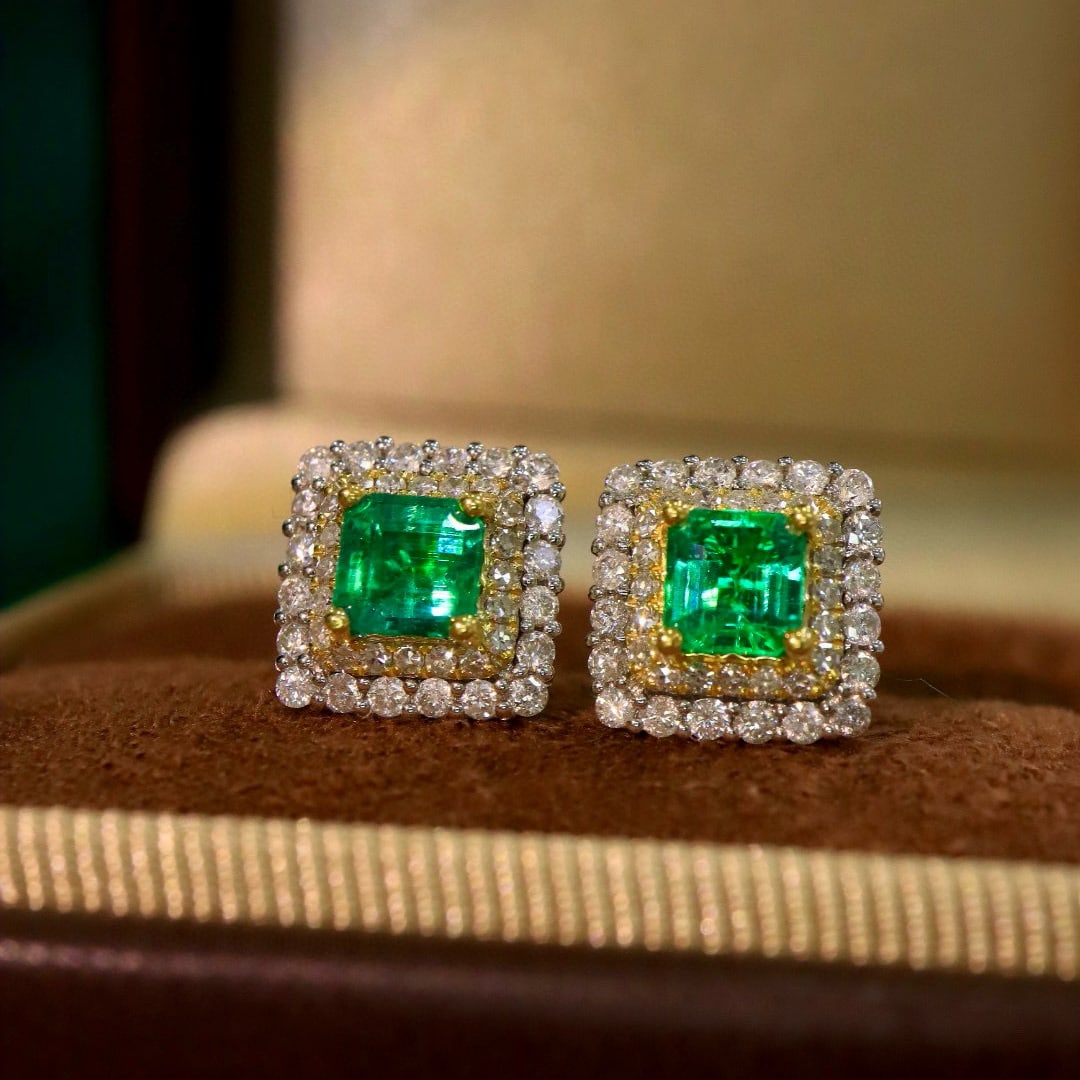 14k Gold 1.73 Ctw Vivid Green Natural Emerald & Diamond Earrings - 3