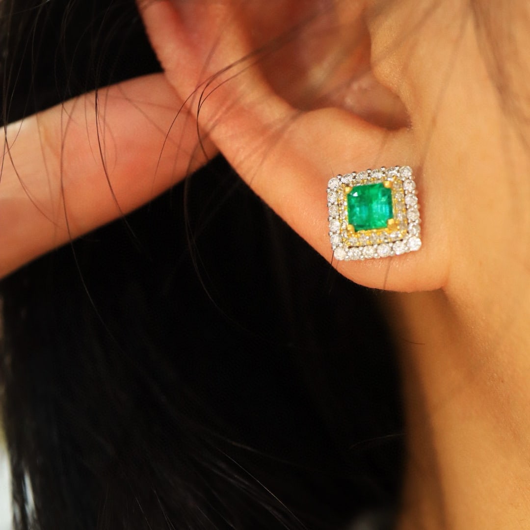 14k Gold 1.73 Ctw Vivid Green Natural Emerald & Diamond Earrings - 6