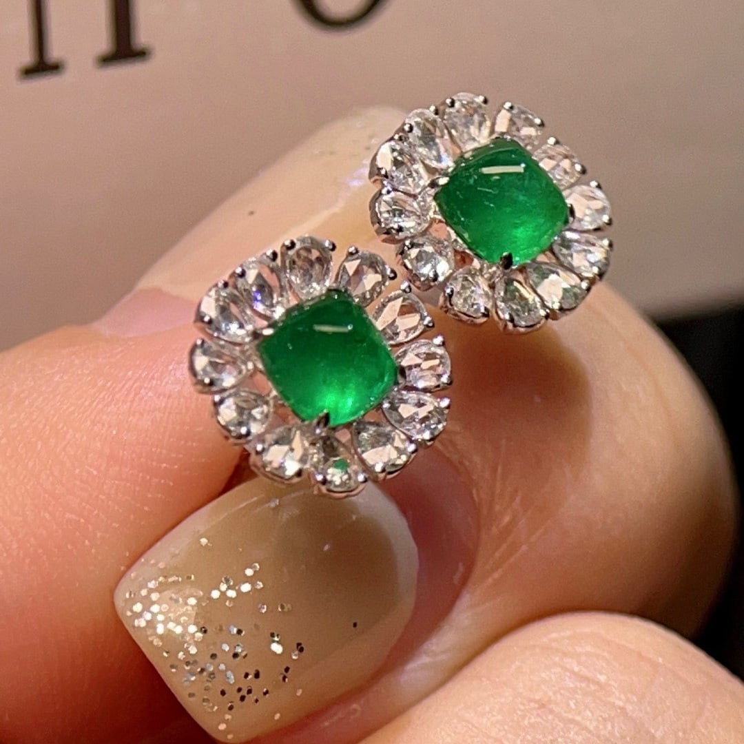 14k Gold 1.66 Ctw Vivid Green Natural Emerald & Diamond Earrings - 4