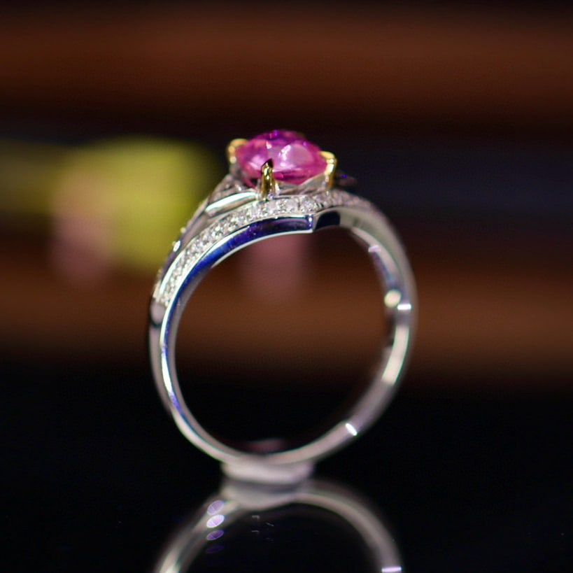 14k Gold 1.56 Ctw Natural Padparadscha Sapphire & Diamond Ring - 6