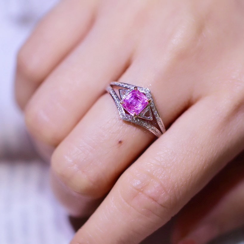 14k Gold 1.56 Ctw Natural Padparadscha Sapphire & Diamond Ring - 7