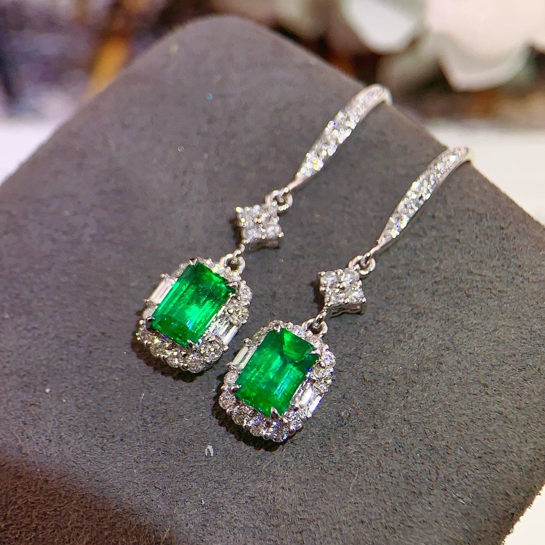 14k Gold 1.94 Ctw Vivid Green Natural Emerald & Diamond Earrings - 2