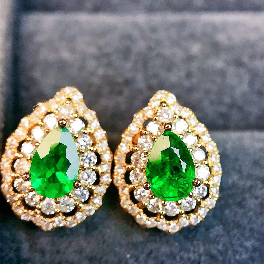 14k Gold 1.31 Ctw Vivid Green Natural Emerald & Diamond Earrings - 2