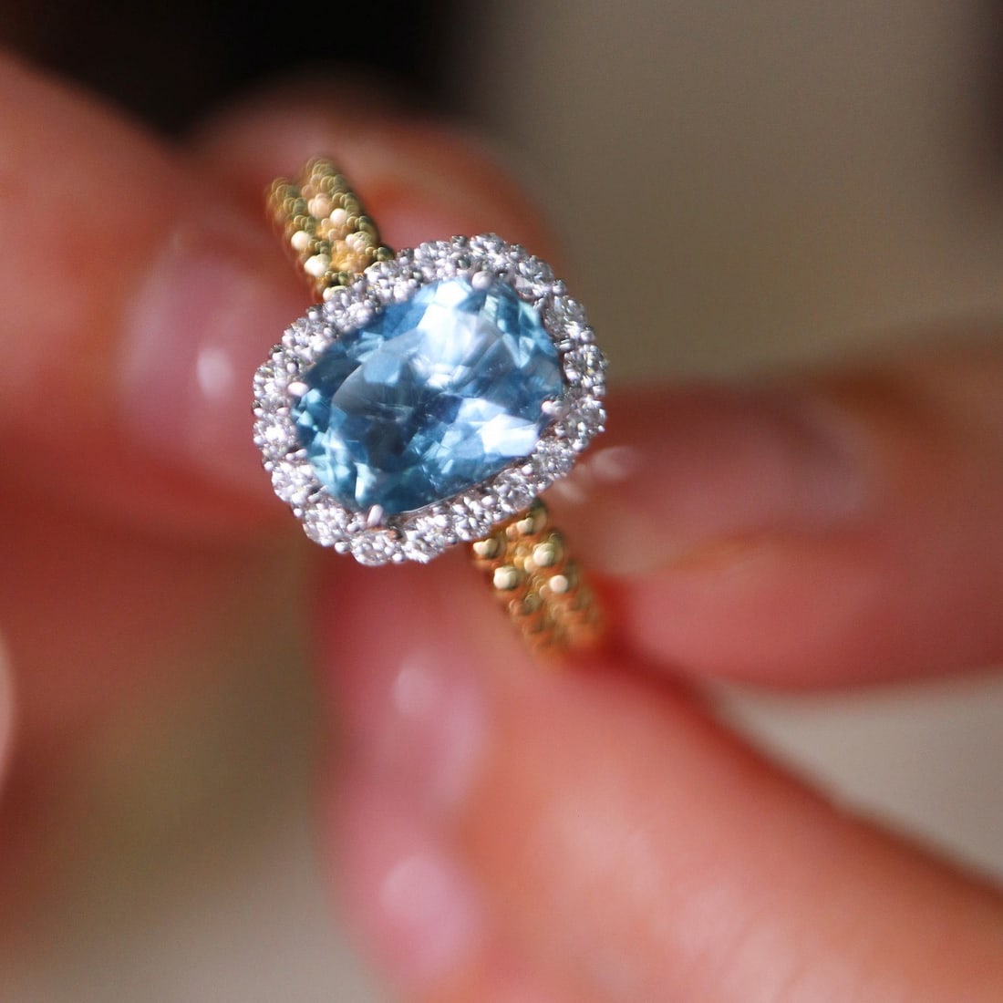 14k Gold 1.29 Ctw Natural Aquamarine & Diamond Ring - 5