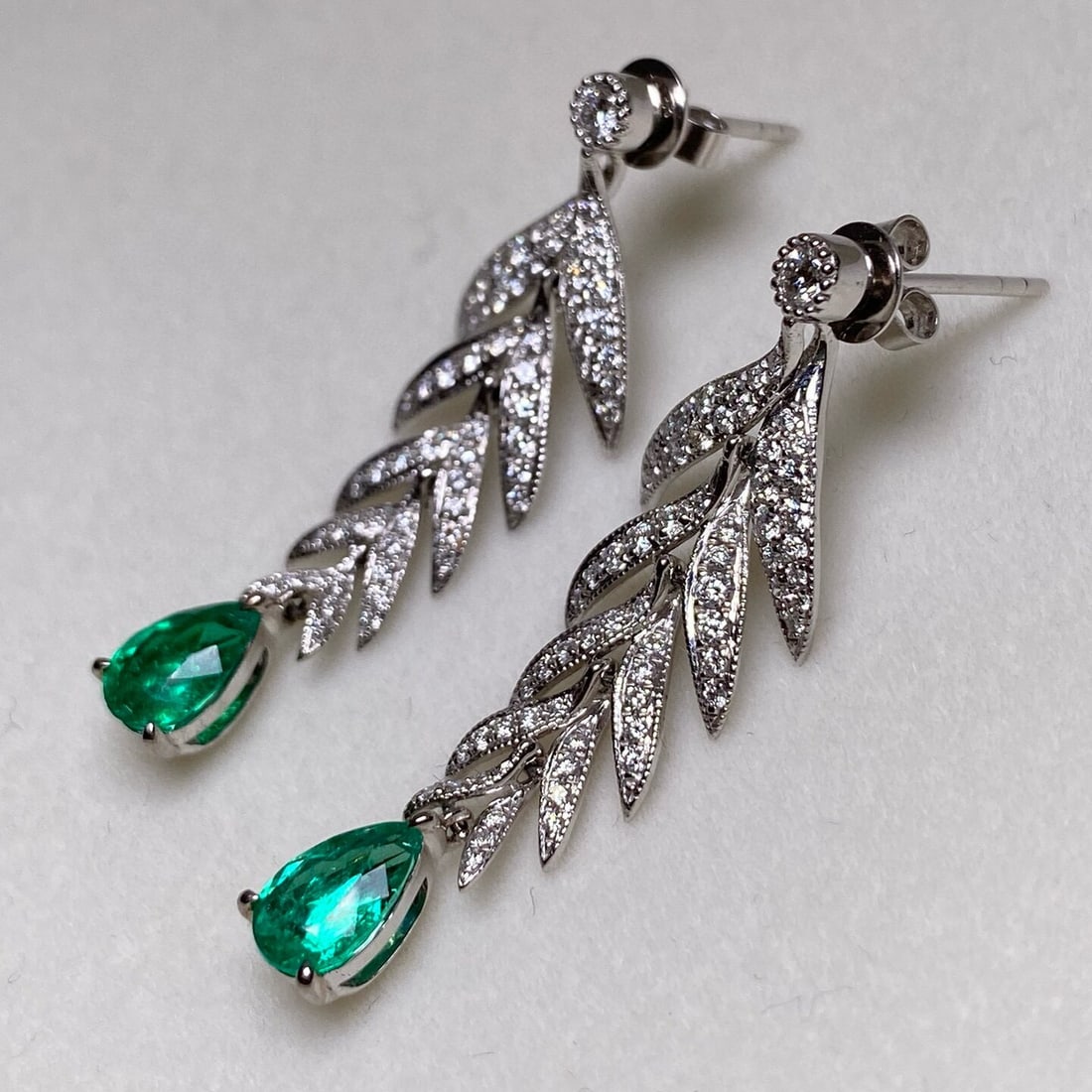 14k Gold 1.76 Ctw Vivid Green Natural Emerald & Diamond Earrings - 5