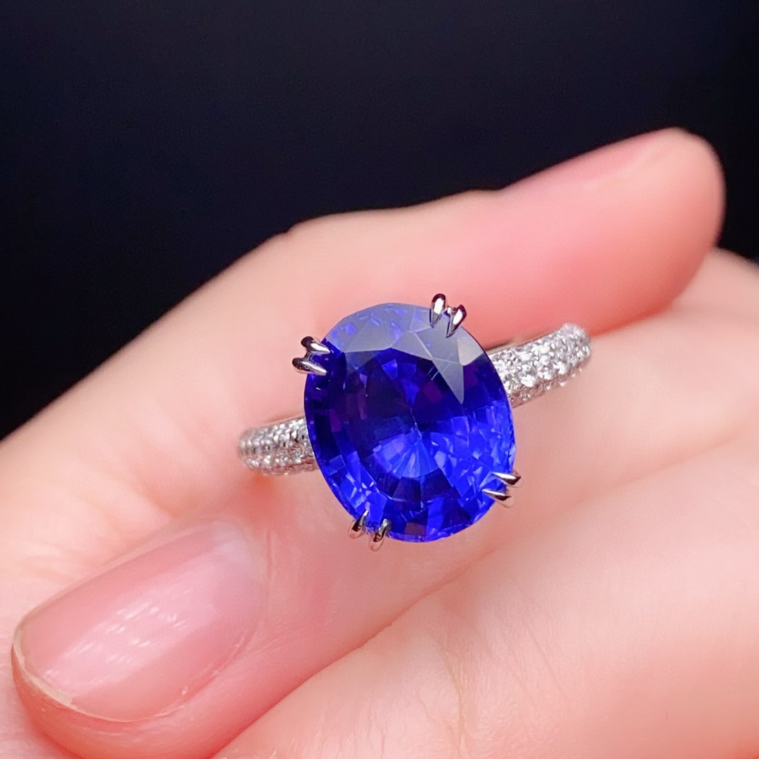 14k Gold 6.03 Ctw Natural Tanzanite & Diamond Ring - 3