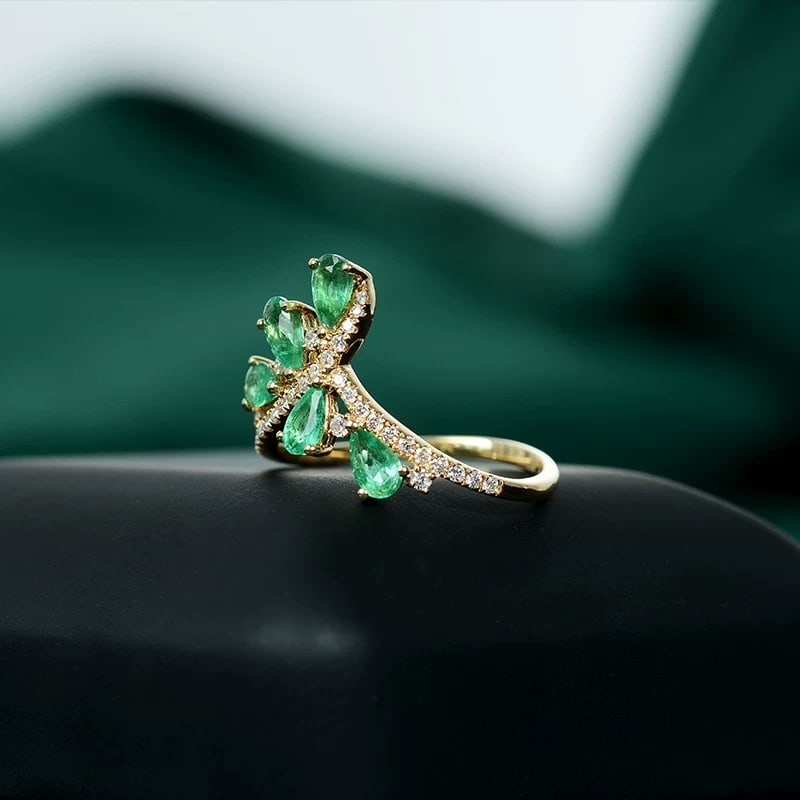 14k Gold 1.05 Ctw Natural Emerald & Diamond Ring - 2