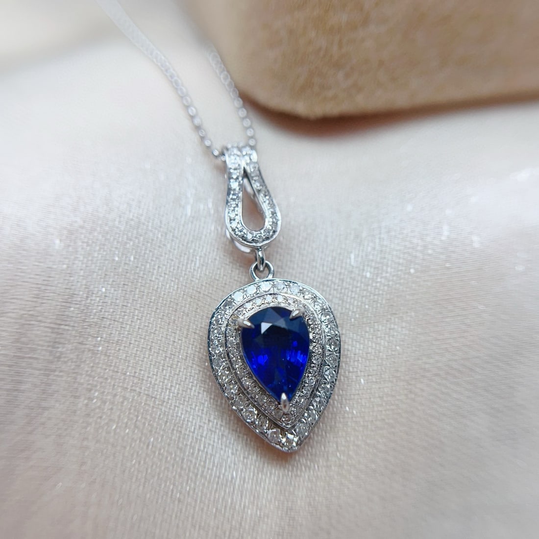 14k Gold 1.35 Ct Vivid Blue Natural Sapphire & Diamond Pendant( Without Chain ) - 6