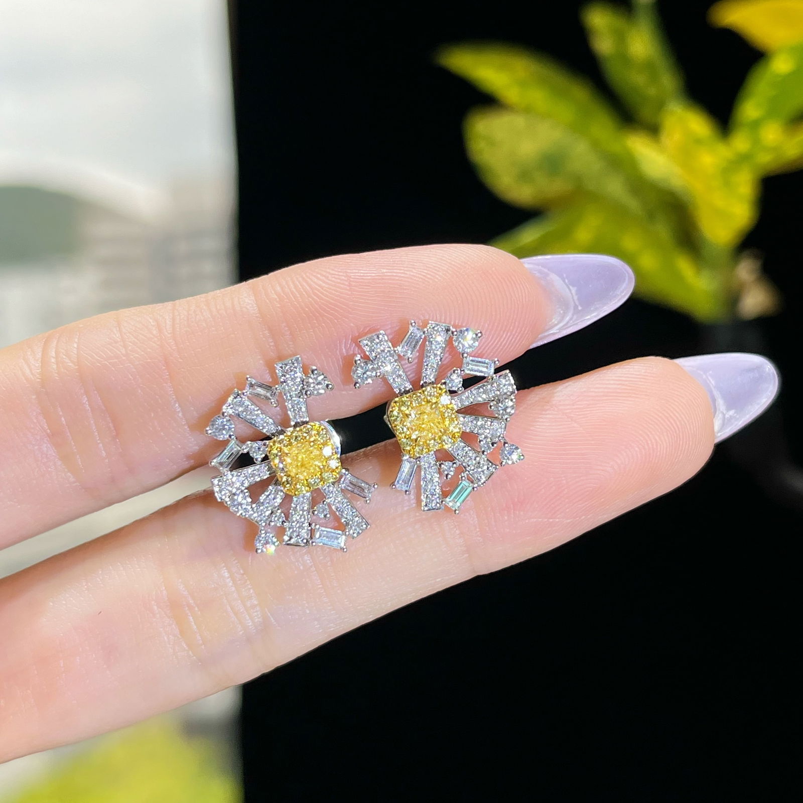 14k Gold 1.24 Ctw Natural Yellow Diamond & Diamond Earrings - 3