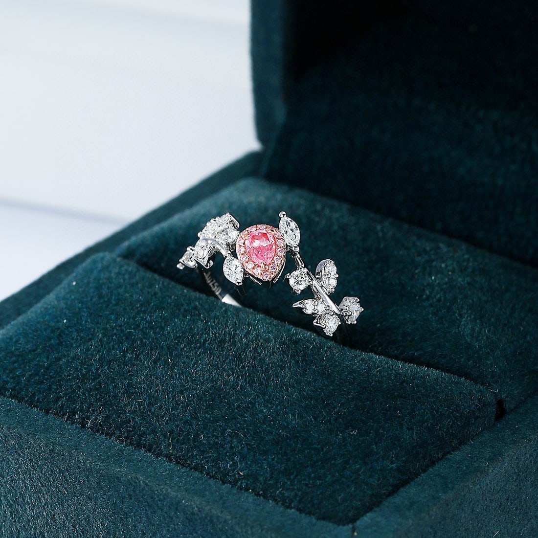 14k Gold 0.59 Ctw Natural Pink Diamond & Diamond Ring - 4