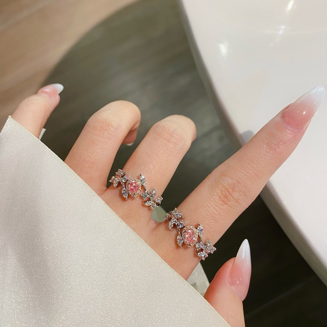 14k Gold 0.59 Ctw Natural Pink Diamond & Diamond Ring - 5