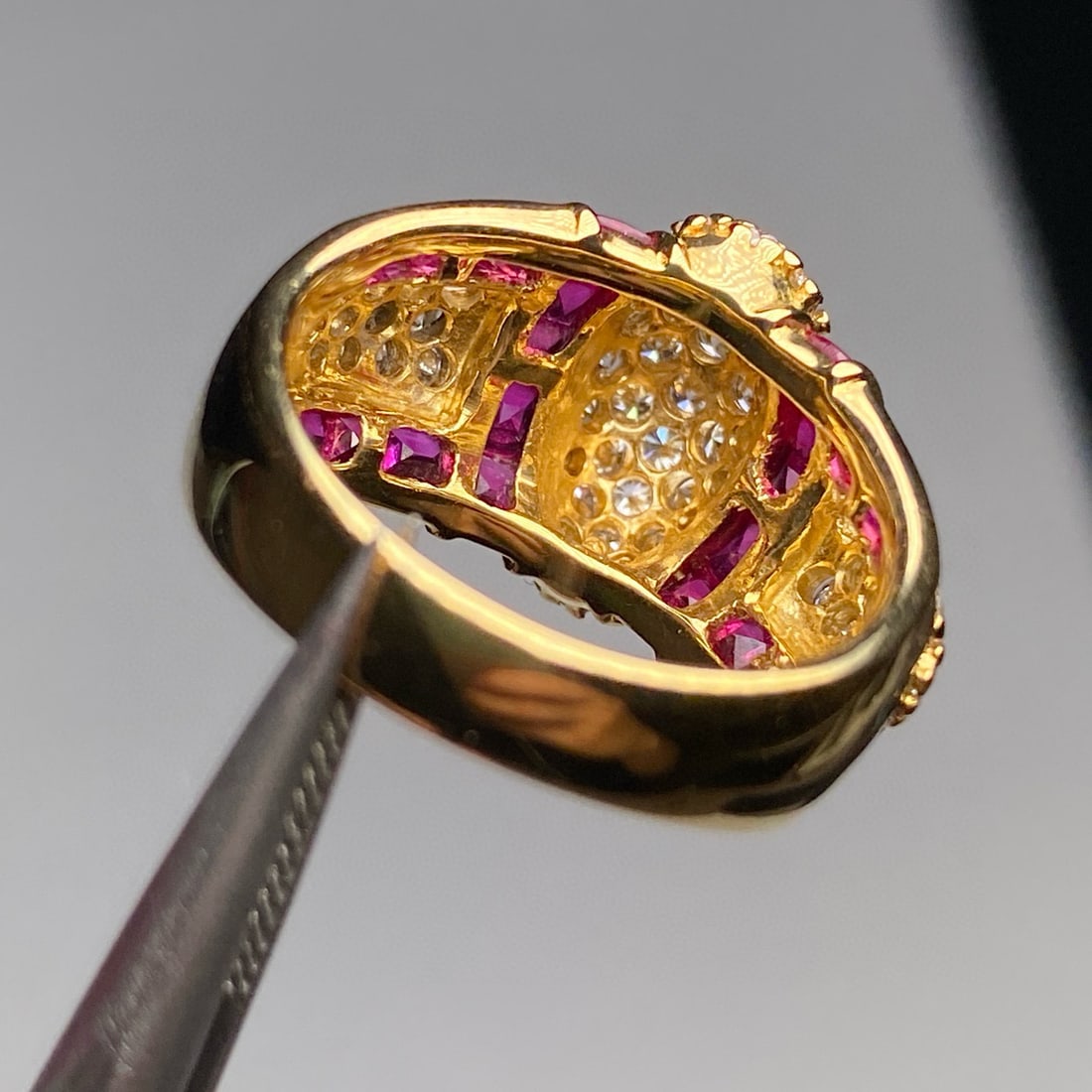 14k Gold 3.98 Ctw Natural Ruby & Diamond Ring - 6