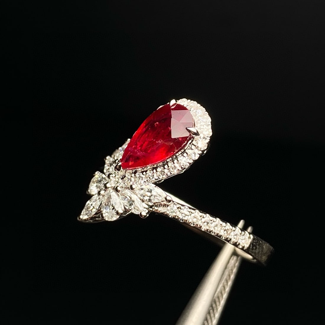 14k Gold 1.58 Ctw Vivid Red Natural Ruby & Diamond Ring - 5