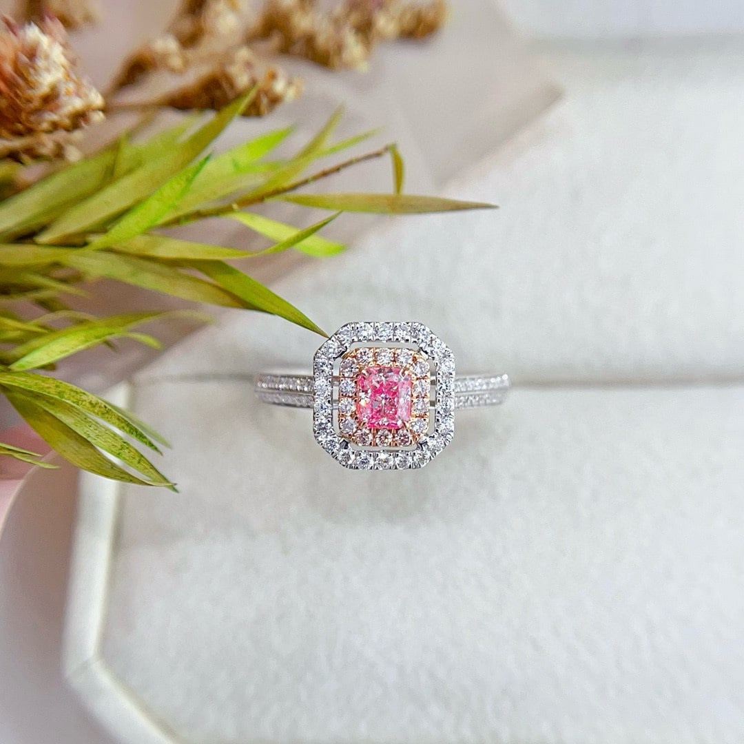 14k Gold 0.68 Ctw Natural Pink Diamond & Diamond Ring: Ref:230942081 // gold content:14k gold // ring size:7. 25us // // main gemstone:pink diamond // shape:cushion // carat weight:0. 32ct // color:pink // treatment:natural // // adjacent gemstone 2 :