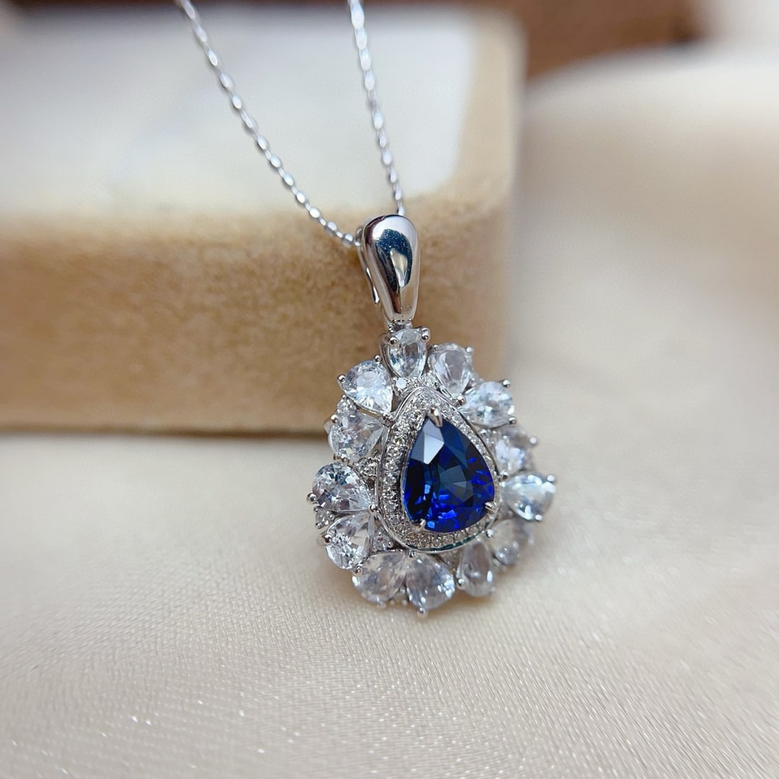 14k Gold 1.15 Ct Natural Sapphire & Diamond & Sapphire Pendant( Without Chain ) - 2