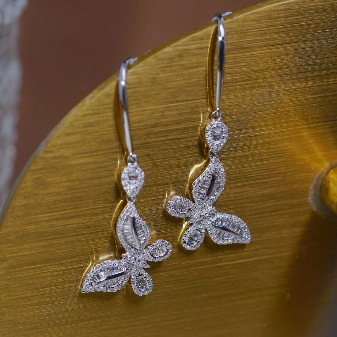 14k Gold 0.70 Ct Natural H Diamond & Butterfly Earrings - 2