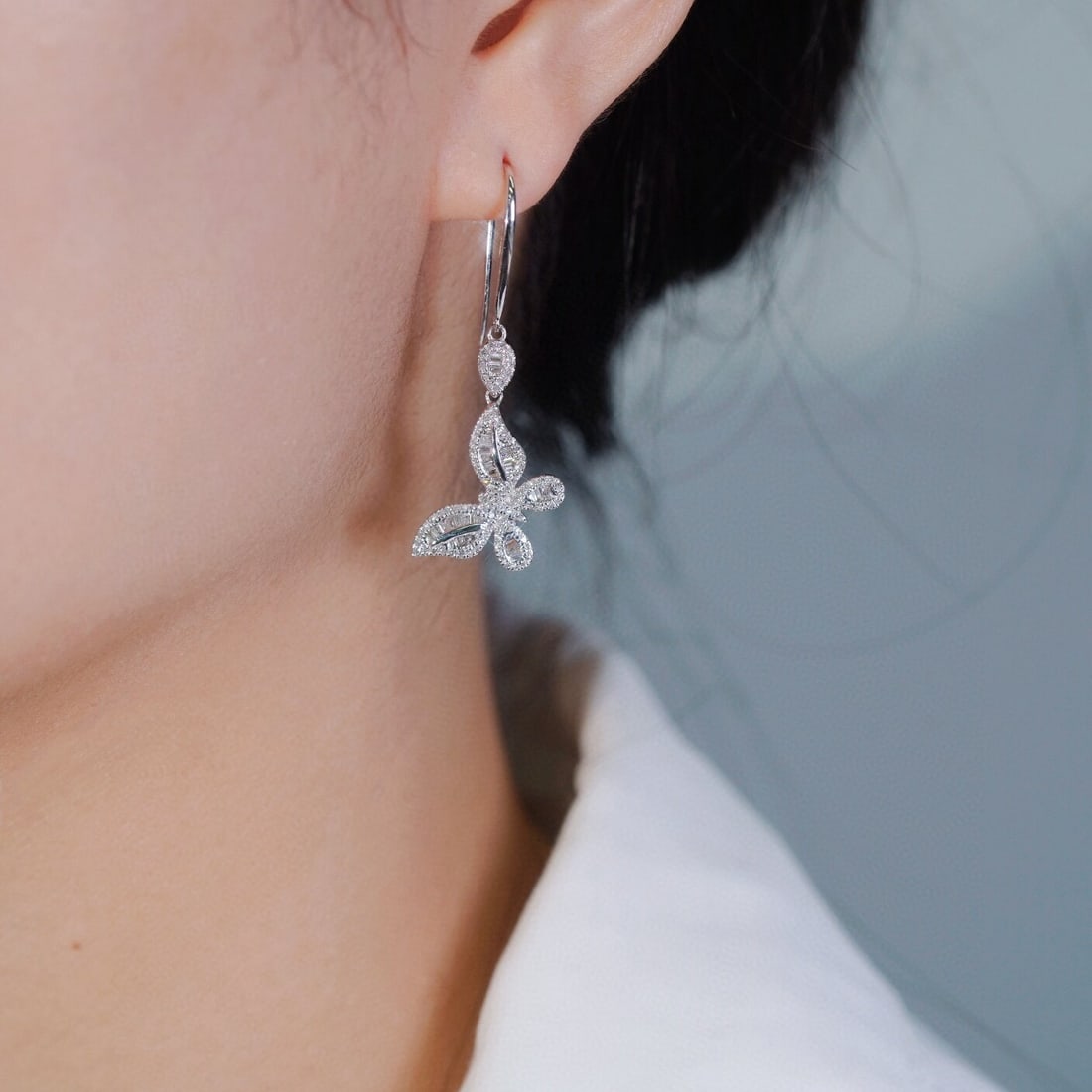 14k Gold 0.70 Ct Natural H Diamond & Butterfly Earrings - 3