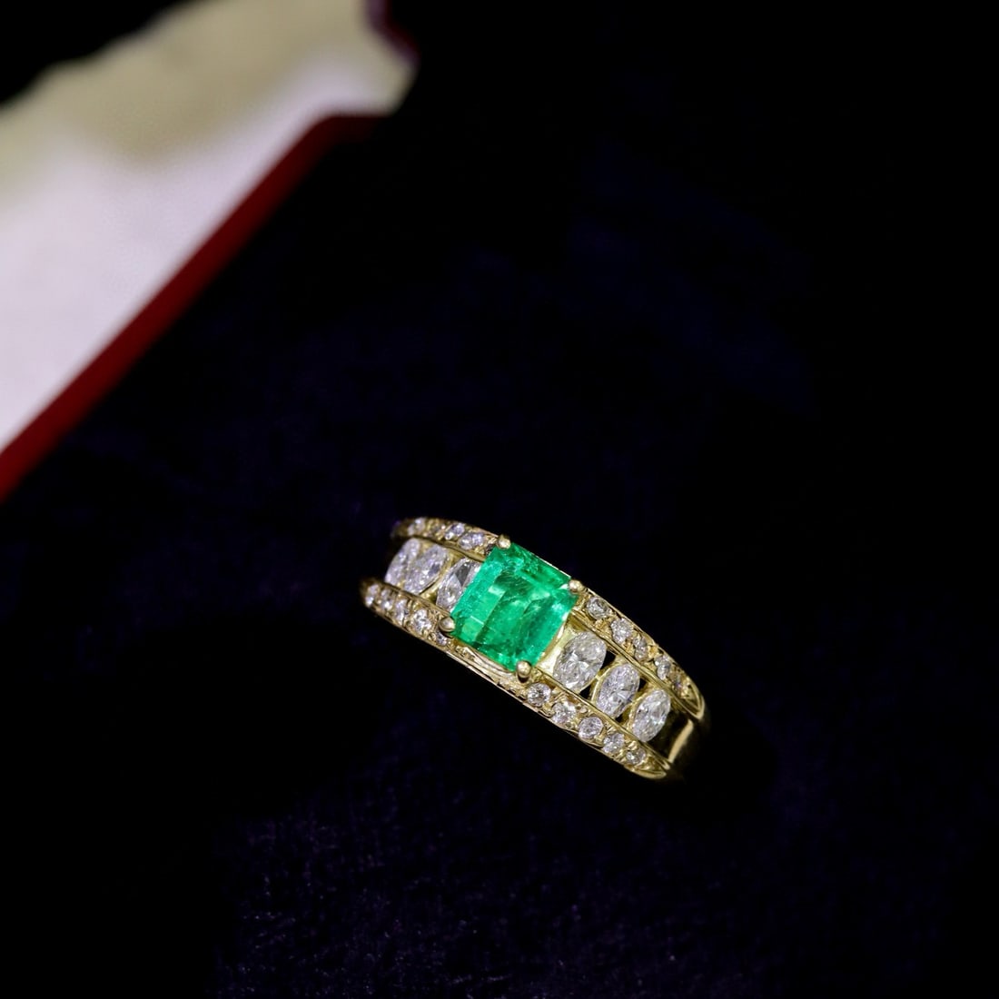 14k Gold 1.09 Ctw Natural Emerald & Diamond Ring - 5