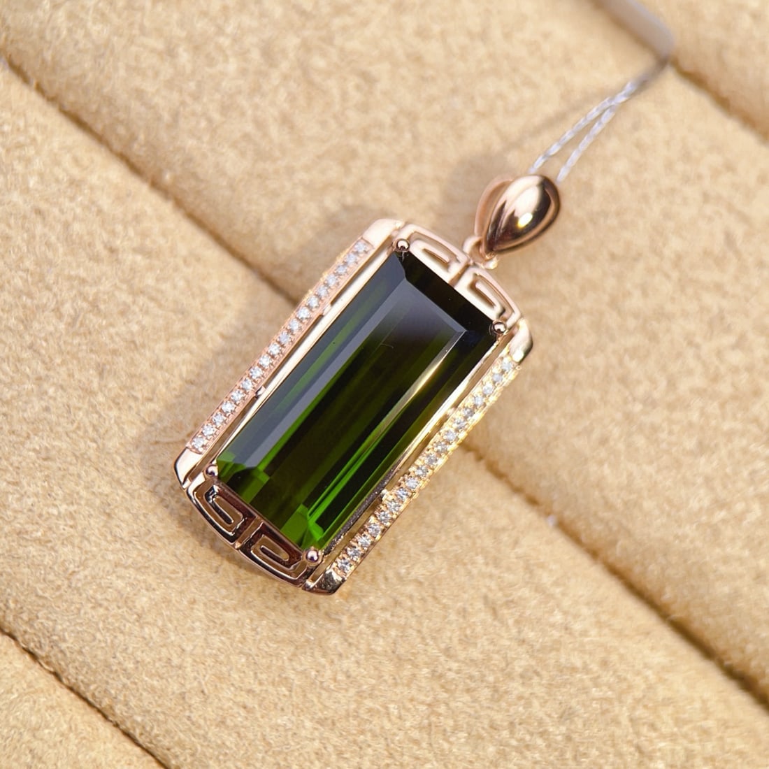 14k Gold 8.56 Ctw Natural Tourmaline & Diamond Pendant( Without Chain ) - 2