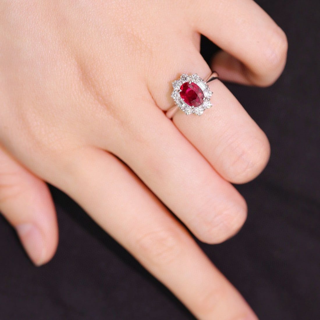 14k Gold 1.85 Ctw Natural Ruby & Diamond Ring - 4