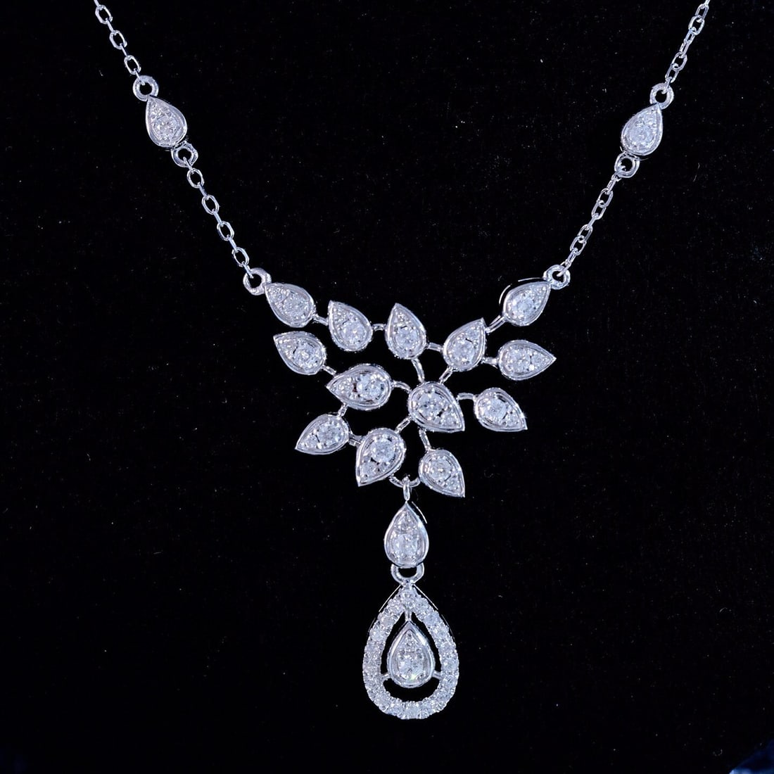 14k Gold 0.7 Ct Natural H Diamond Necklace: Ref:230942155 // gold content:14k gold // main gemstone:diamond // shape:round // carat weight:0. 7ct // clarity grade:vs-si // color:h // treatment:natural // cut grade:g // Condition: NewLow