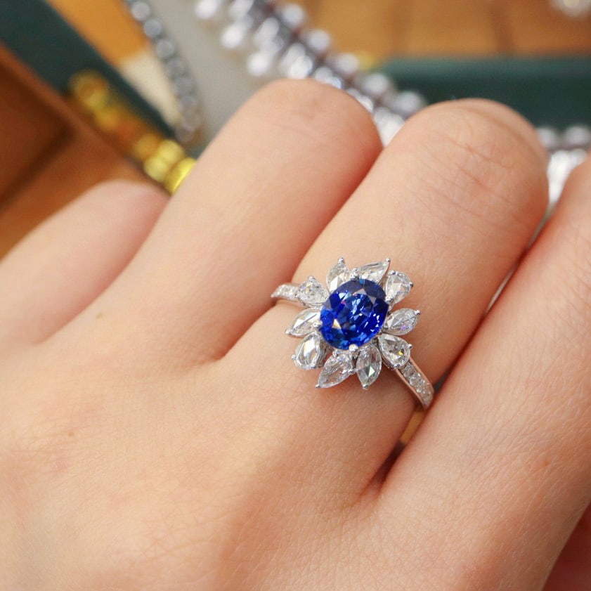 14k Gold 1.90 Ctw Natural Sapphire & Diamond Ring - 5