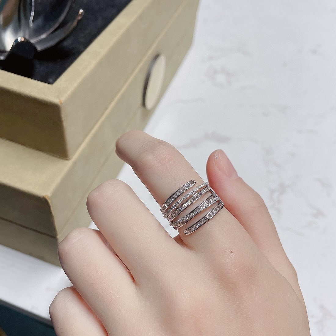 14k Gold 0.74 Ctw Natural H Diamond Ring - 2