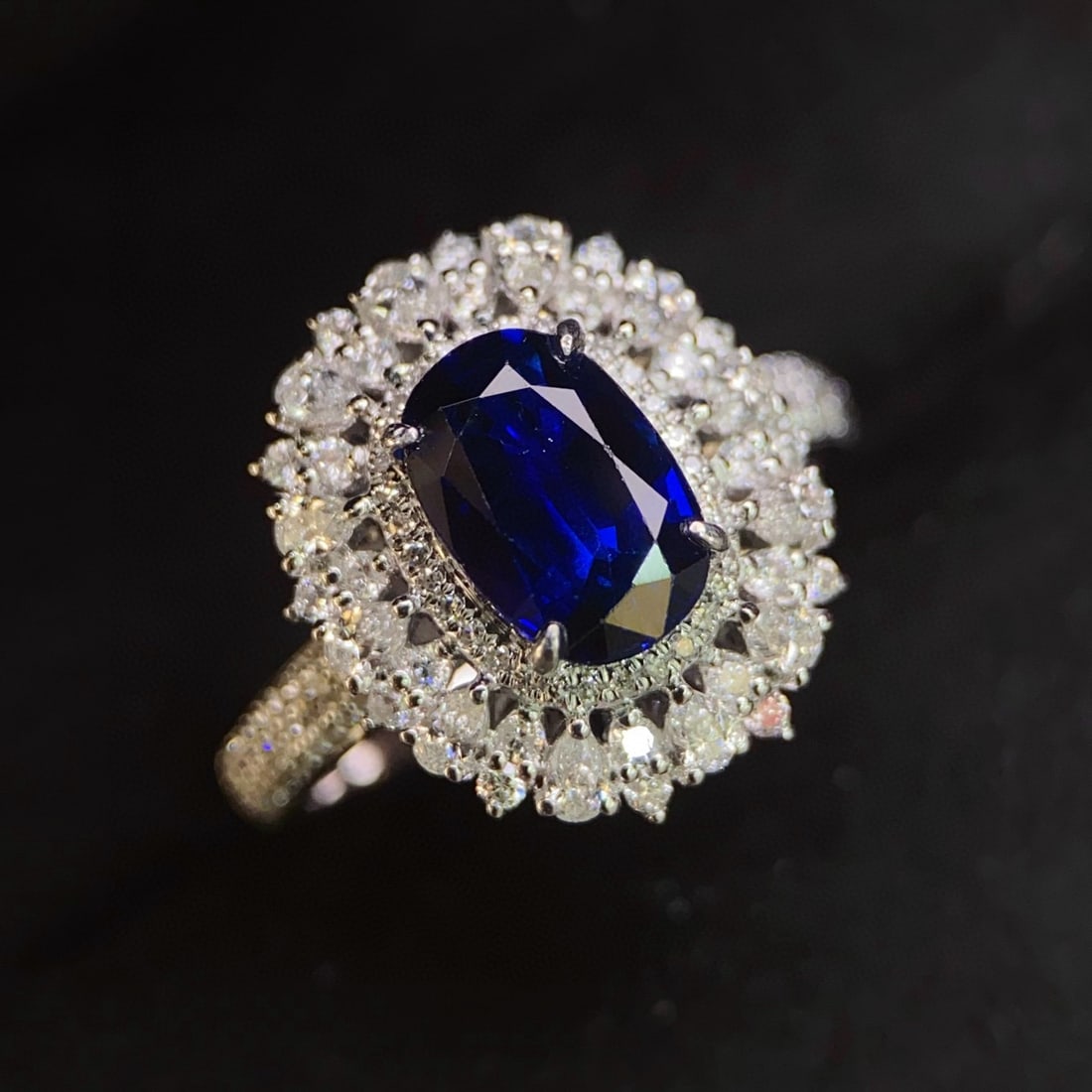 14k Gold 3.19 Ctw Natural Sapphire & Diamond Ring - 4