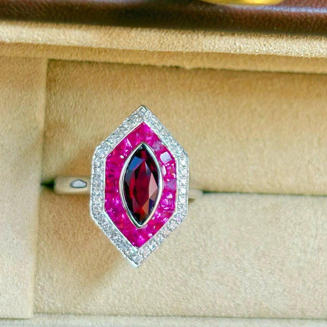 14k Gold 1.20 Ctw Natural Ruby & Diamond Ring - 4