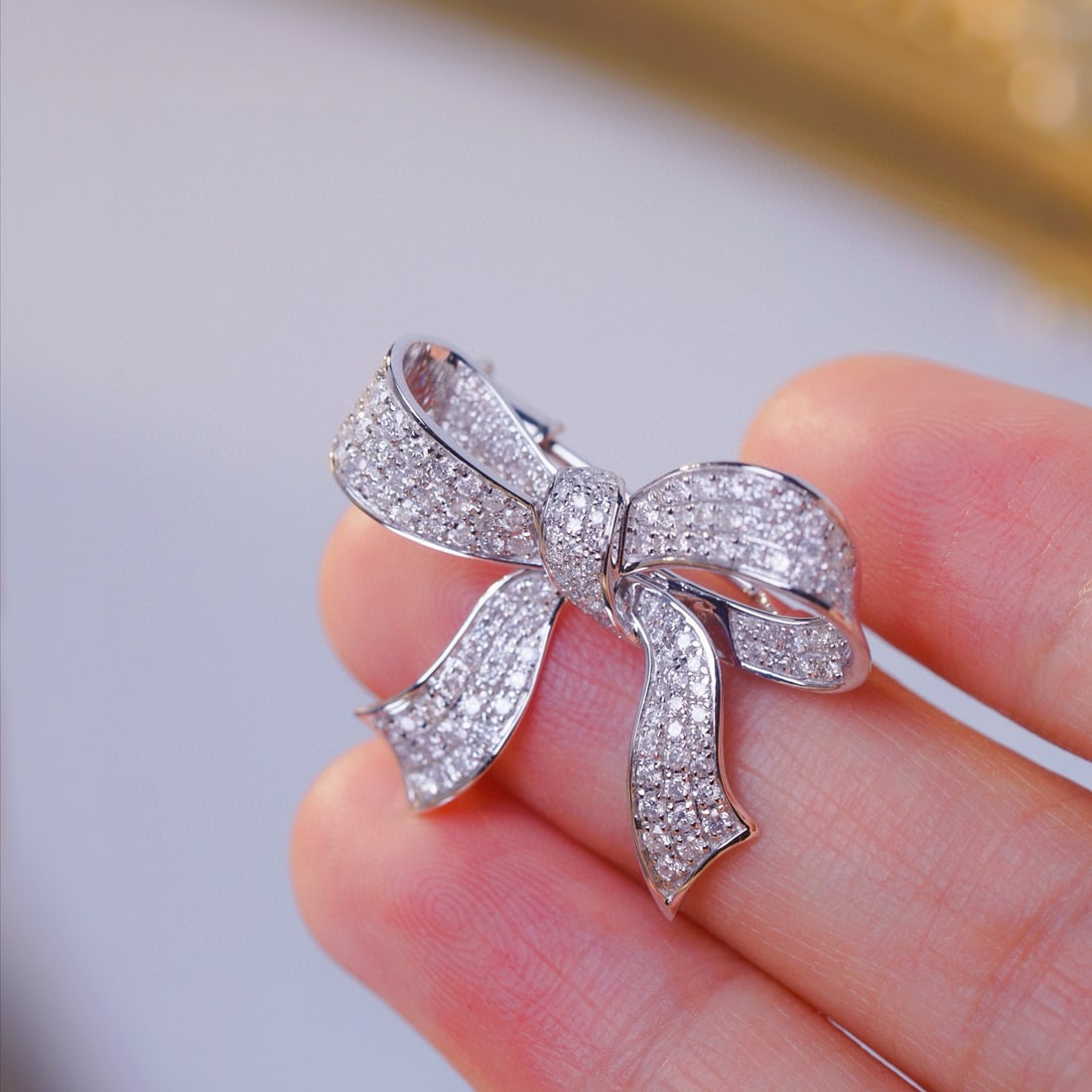 14k Gold 1.05 Ct Natural H Diamond Brooch - 3