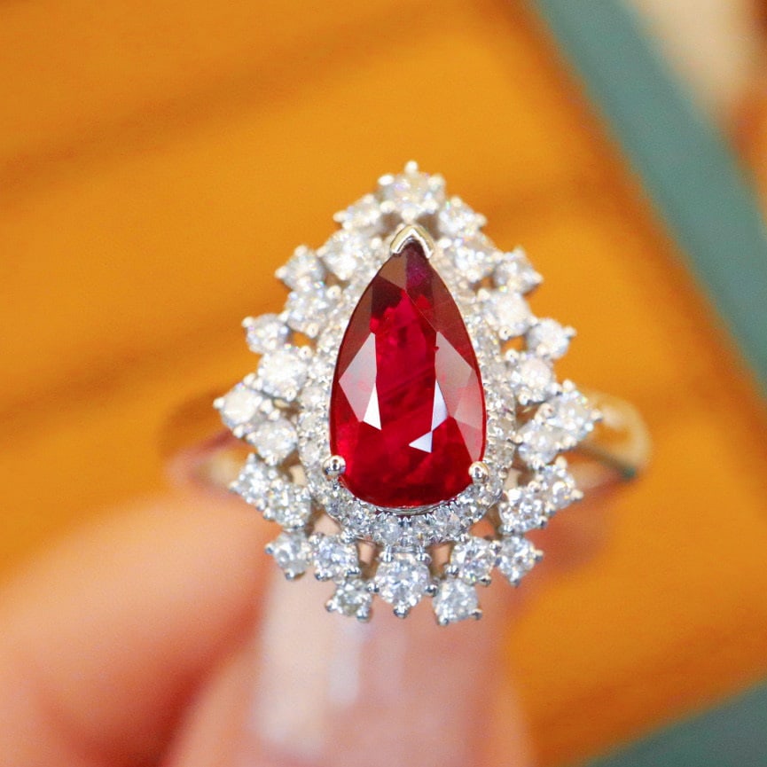 14k Gold 1.59 Ctw Natural Ruby & Diamond Ring/pendant( Without Chain ): Ref:230942214 // gold content:14k gold // ring size:7. 25us // // main gemstone:ruby // shape:pear // carat weight:1. 03ct // color:pigeonblood red // treatment:natural // // adjacent gemstone 2 : dia