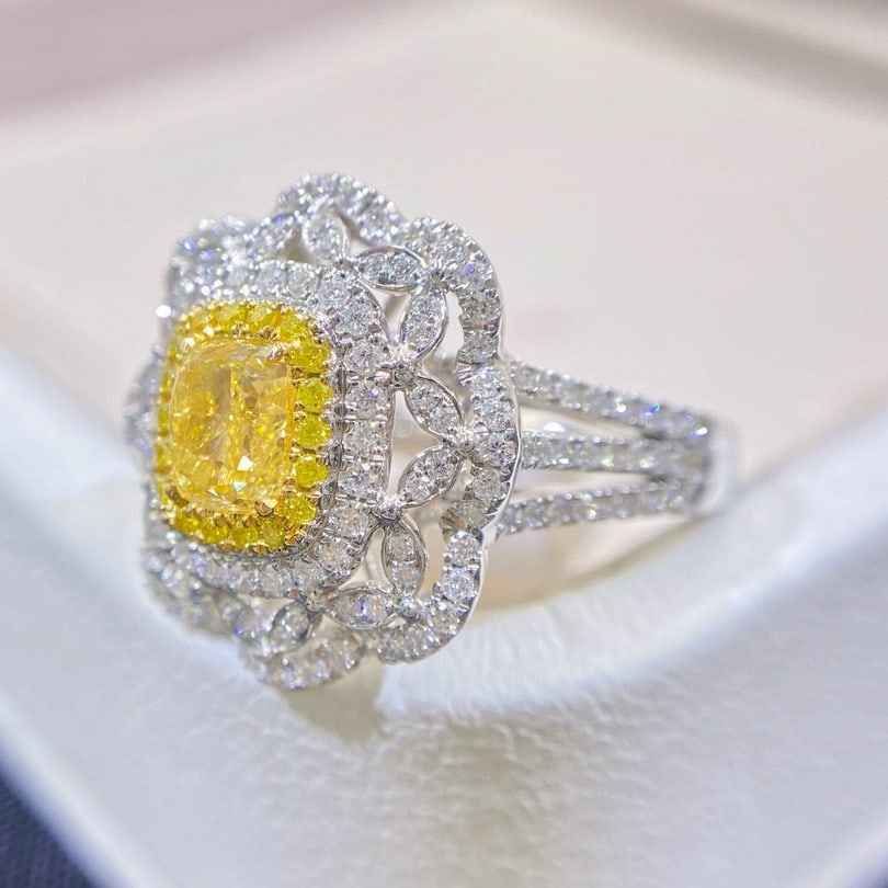14k Gold 1.75 Ctw Natural Yellow Diamond & Diamond Ring - 2