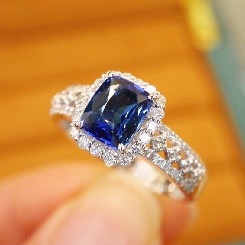 14k Gold 1.37 Ctw Natural Sapphire & Diamond Ring - 2