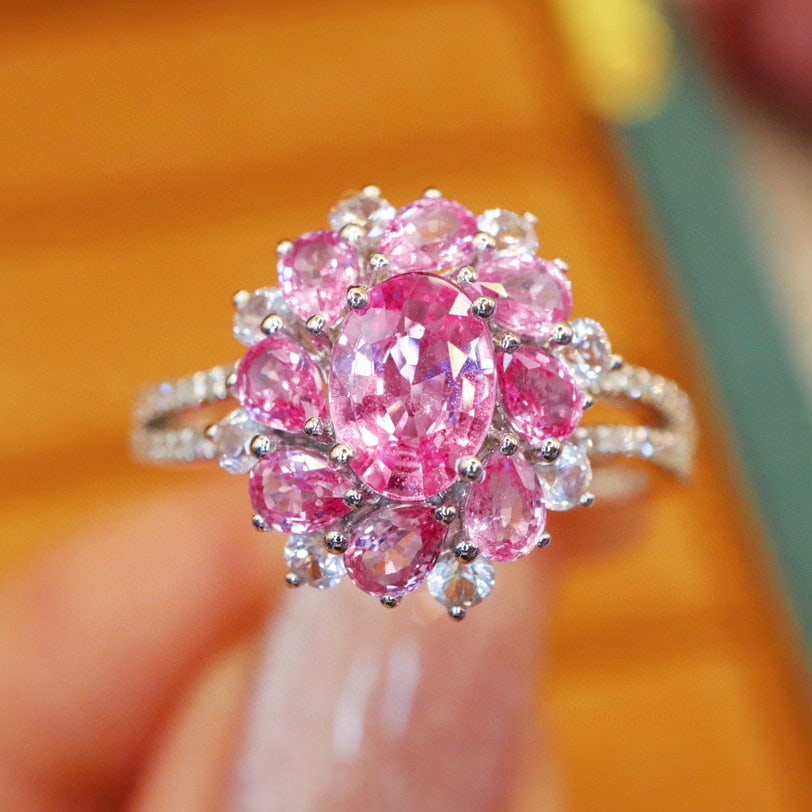 14k Gold 1.87 Ctw Natural Padparadscha Sapphire & Diamond Ring: Ref:230942259 // gold content:14k gold // ring size:7. 25us // // main gemstone:padparadscha sapphire // shape:multiply // carat weight:1. 76ct // color:orangish pink // treatment:natural // //