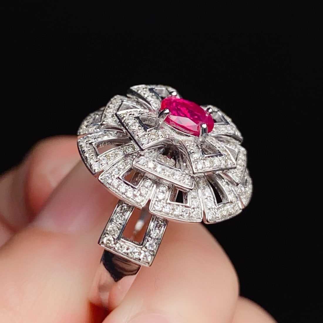 14k Gold 1.73 Ctw Natural Ruby & Diamond Ring - 4