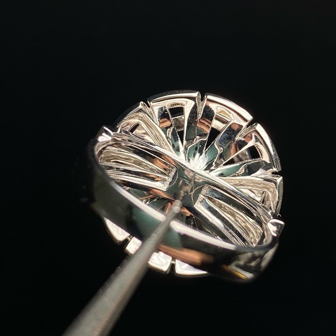 14k Gold 1.73 Ctw Natural Ruby & Diamond Ring - 6