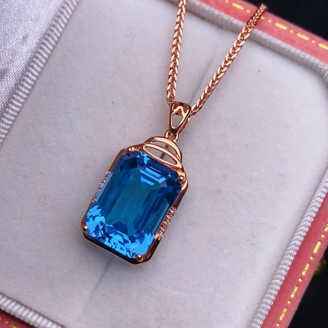 14k Gold 9.48 Ctw Natural Topaz & Diamond Pendant( Without Chain ) - 3