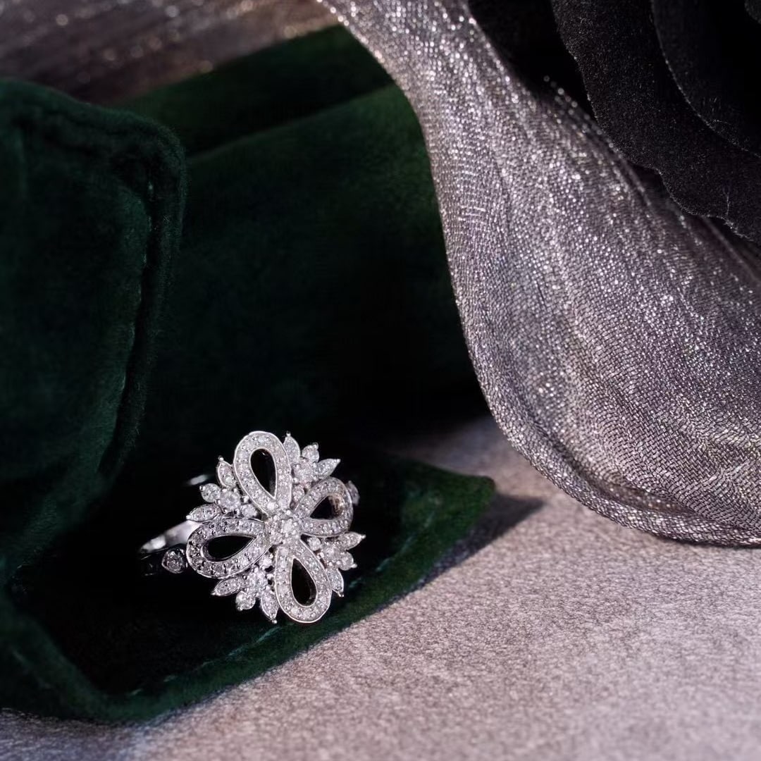 14k Gold 0.6 Ct Natural H Diamond Ring - 3