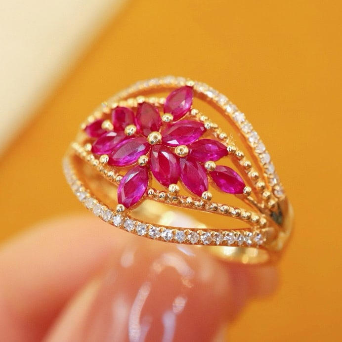 14k Gold 0.90 Ctw Natural Ruby & Diamond Ring - 2